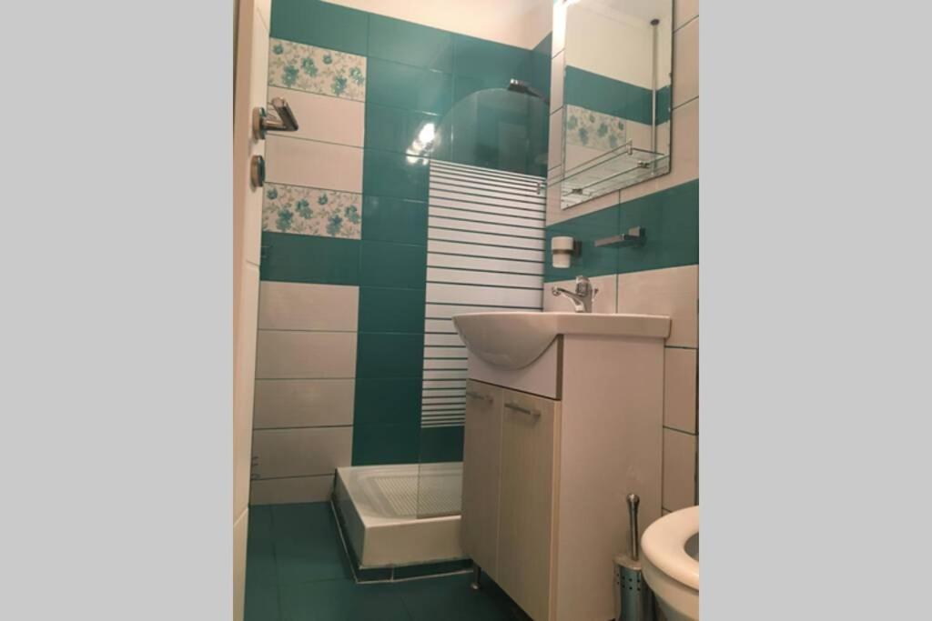 Irene Central - Cozy House- 2 Rooms Bukares Bagian luar foto