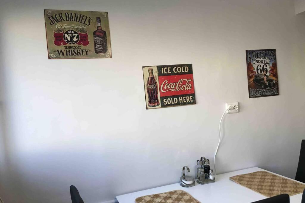 Irene Central - Cozy House- 2 Rooms Bukares Bagian luar foto