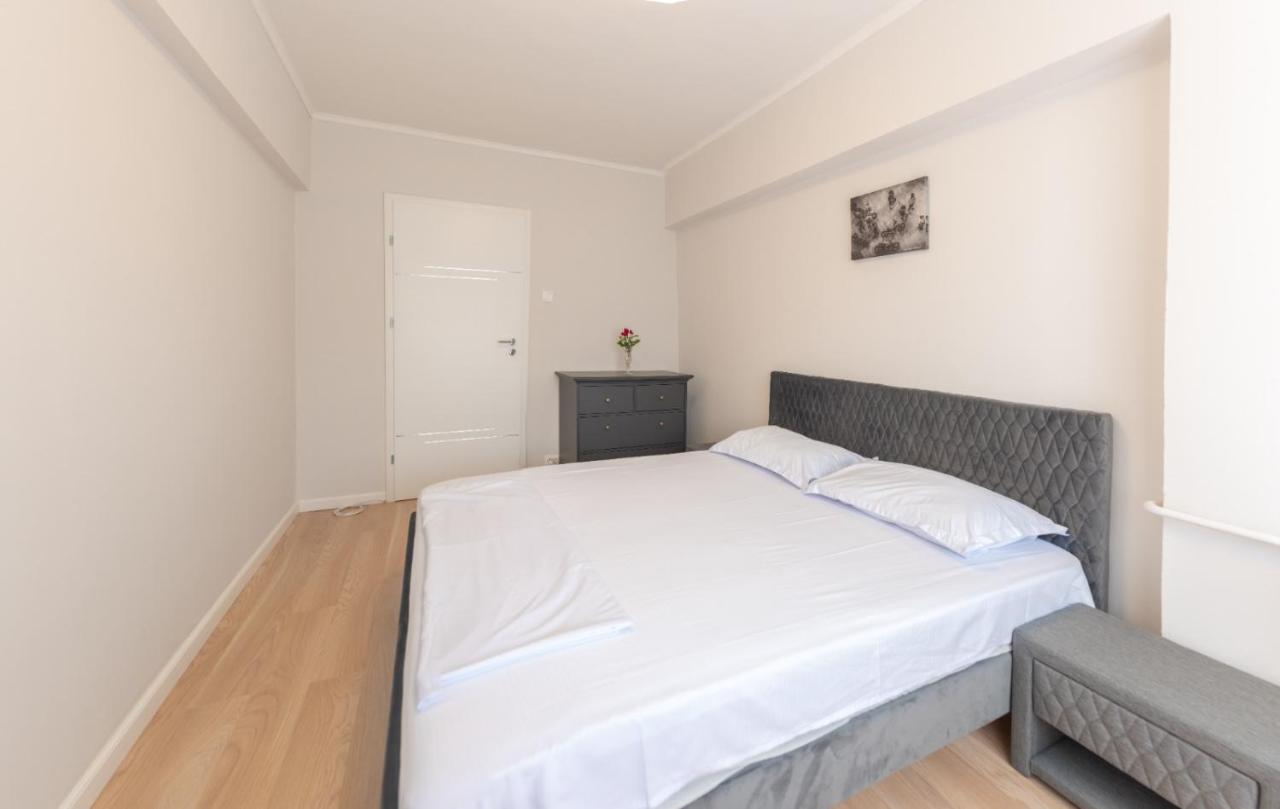Irene Central - Cozy House- 2 Rooms Bukares Bagian luar foto