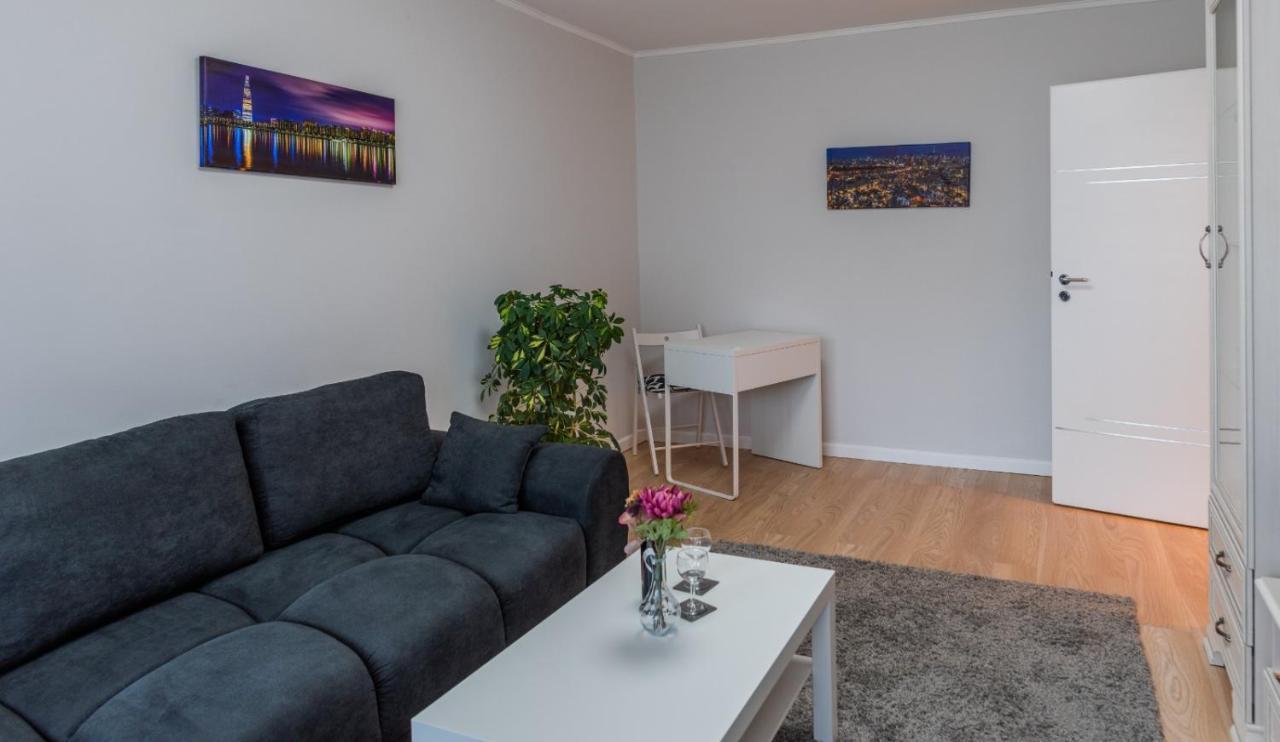 Irene Central - Cozy House- 2 Rooms Bukares Bagian luar foto